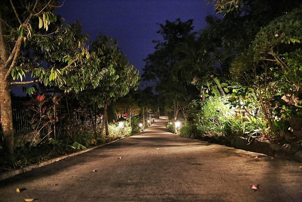 The Sanyas Retreat Hotel Tabanan  Luaran gambar